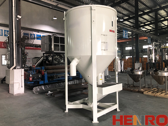 分析立式攪拌機運行原理和優(yōu)勢體現(xiàn) 分析立式攪拌機運行原理和優(yōu)勢體現(xiàn)