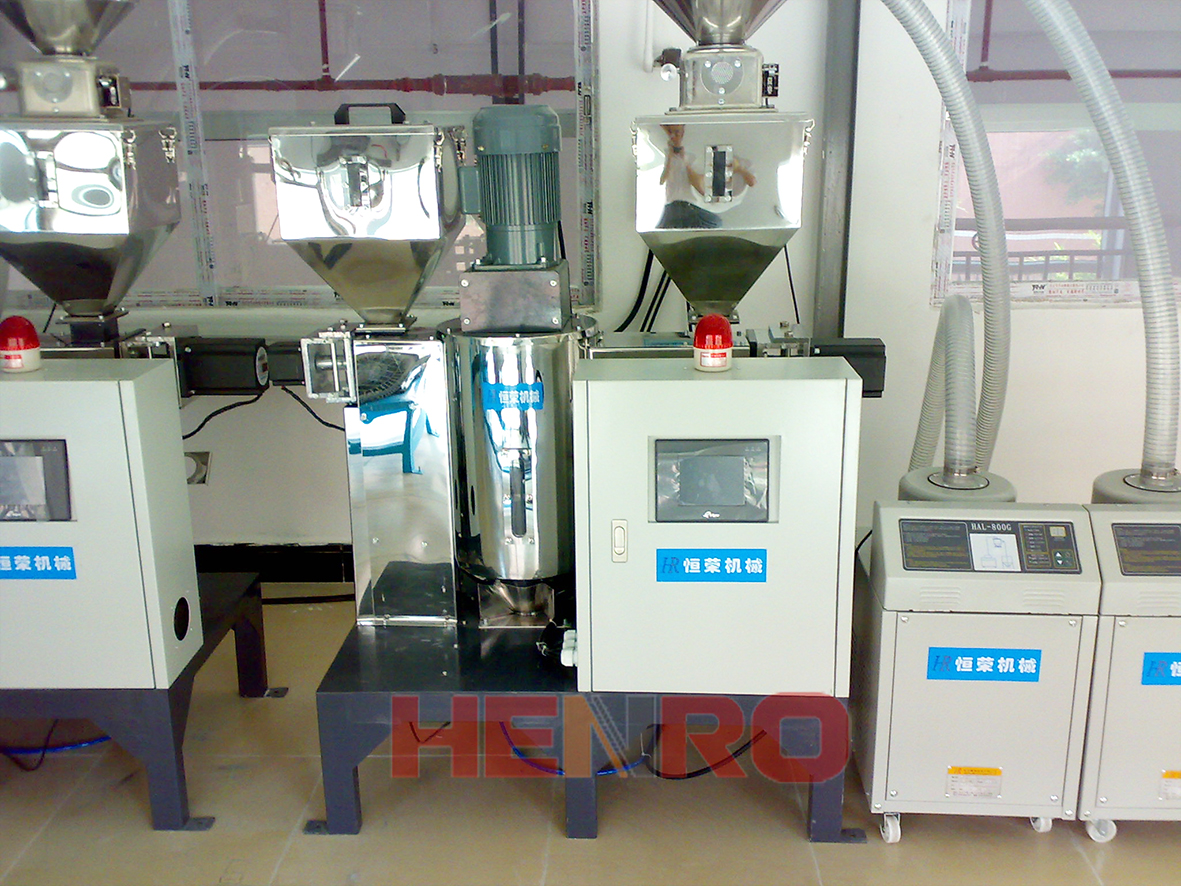 吹膜集中供料系統(tǒng):應用優(yōu)勢及實施注意事項 吹膜集中供料系統(tǒng):應用優(yōu)勢及實施注意事項