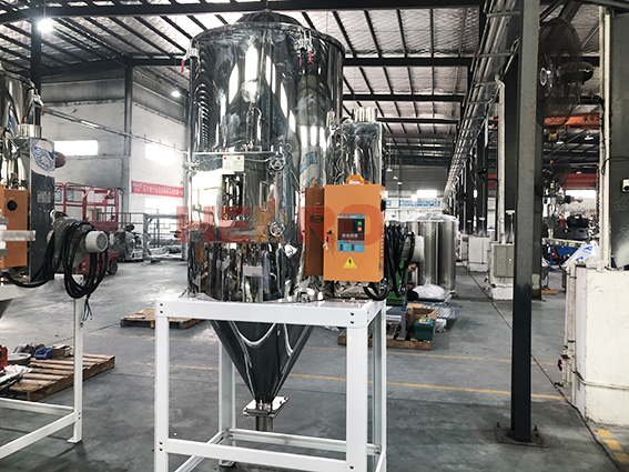 注塑加工利器:注塑烘干機內(nèi)部結(jié)構(gòu) 注塑加工利器:注塑烘干機內(nèi)部結(jié)構(gòu)